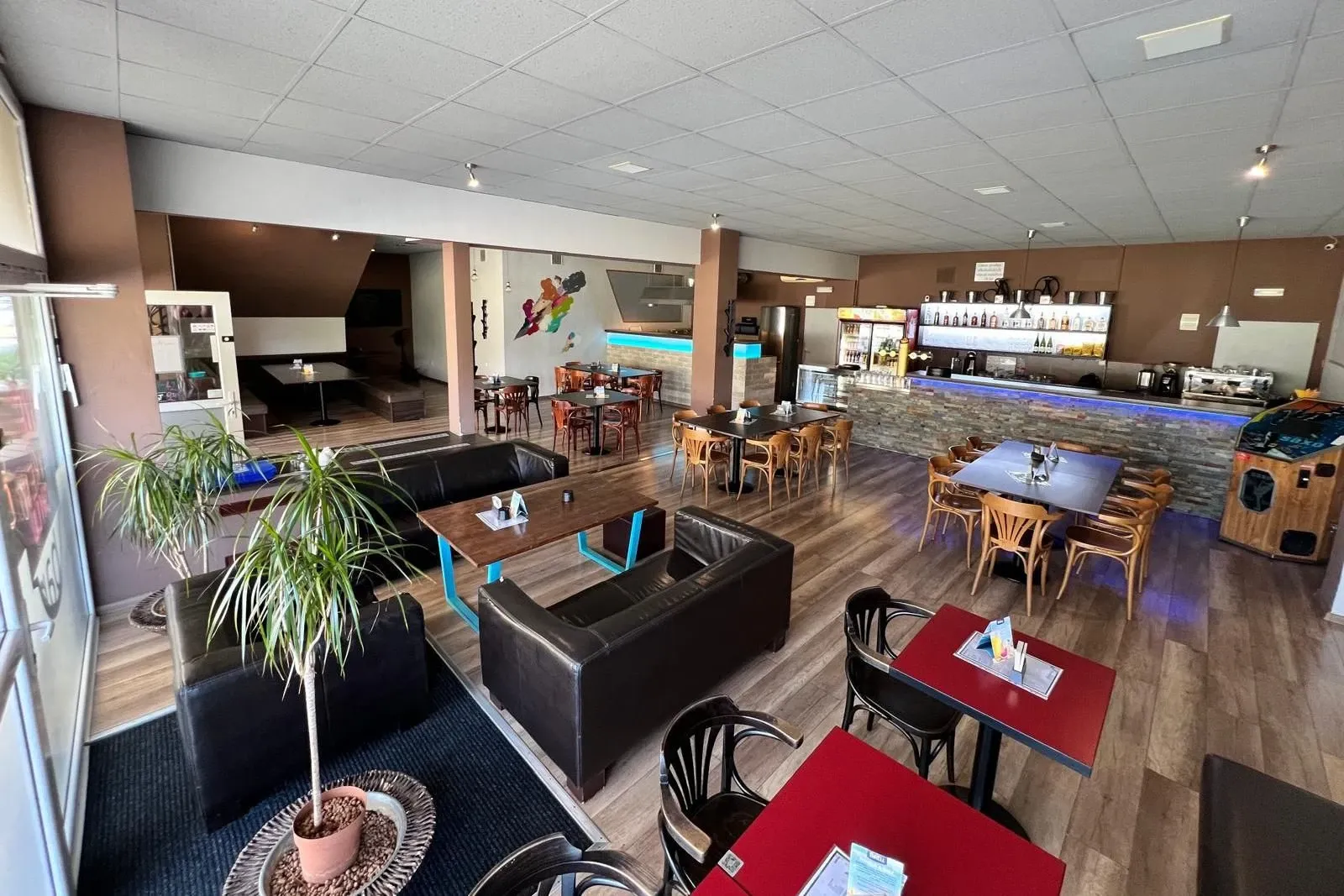 Chill Bar