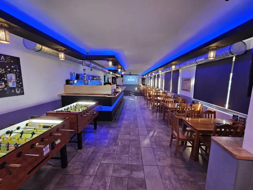 M - Sport & Music Bar - Řepy