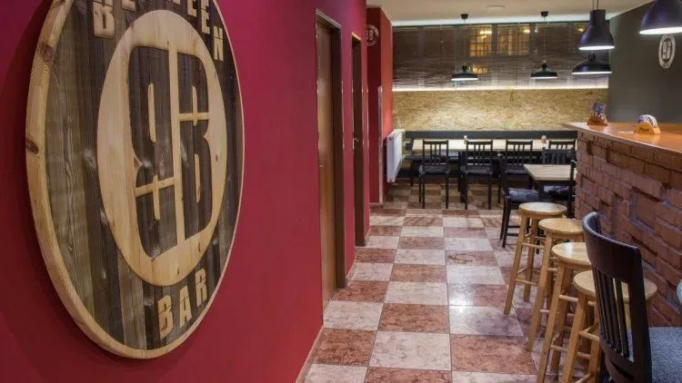 Between bar